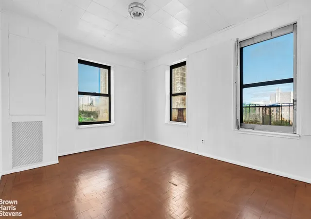 2nd image of 825 Walton Ave #5F, Bronx, NY 10451 | MLS# RLS20043108