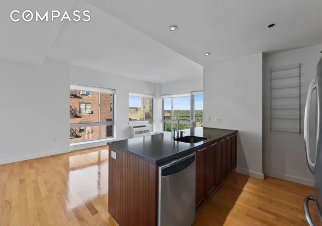 5th image of 460 W 236Th St #6A, Bronx, NY 10463 | MLS# RLS20043116