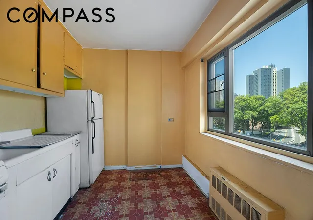 4th image of 105 Ashland Pl #5E, Brooklyn, NY 11201 | MLS# RLS20043197
