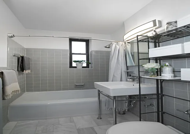 Photo 4 of House for sale at 242 E 38Th St #2A, New York, NY 10016 | MLS# RLS20043241 | Listing updated on 2026-06-03
