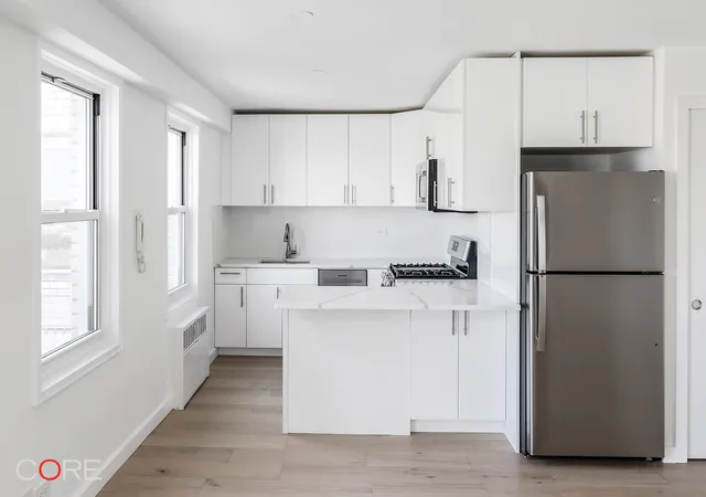 Homes for sale in New York City, NY | 1170 Ocean Pkwy #PHL, New York City, NY 11230 | MLS# RLS20043325