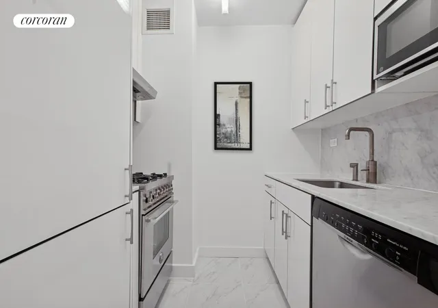 Photo 2 of House for sale at 322 W 57Th St #24R, New York, NY 10019 | MLS# RLS20043513 | Listing updated on 2026-06-30