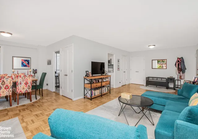 2nd image of 3333 Henry Hudson Pkwy #2R, New York City, NY 10463 | MLS# RLS20044085
