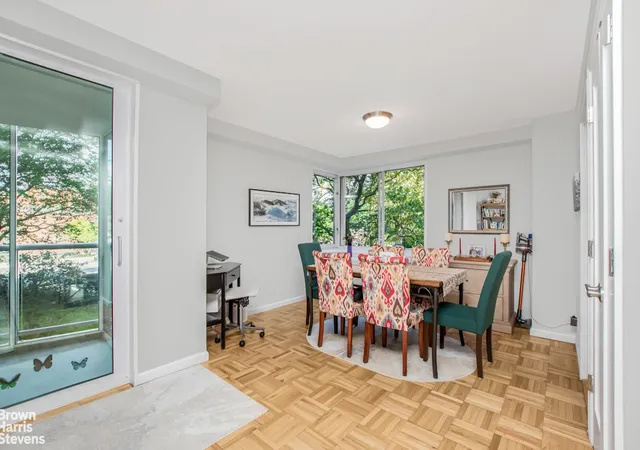 3rd image of 3333 Henry Hudson Pkwy #2R, New York City, NY 10463 | MLS# RLS20044085
