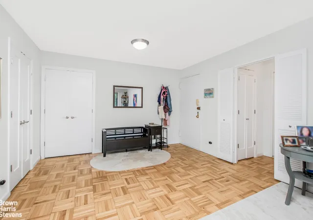 5th image of 3333 Henry Hudson Pkwy #2R, New York City, NY 10463 | MLS# RLS20044085