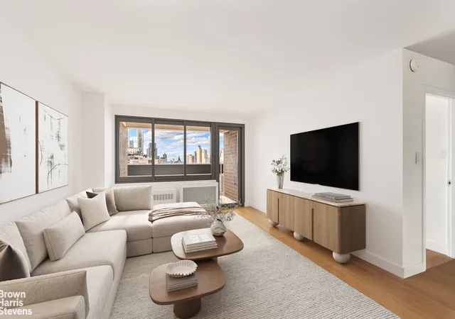 2nd image of 333 Pearl St #21H, New York City, NY 10038 | MLS# RLS20044175