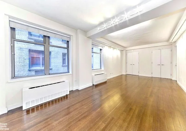 Photo 3 of Condo for sale at 100 W 58th Street #5A, New York City, NY 10019 | MLS# RLS20044245 | Listing updated on 2026-08-03