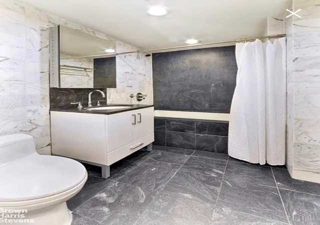 Photo 4 of House for sale at 100 W 58th Street #5A, New York City, NY 10019 | MLS# RLS20044245 | Listing updated on 2026-08-03