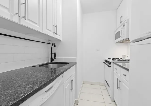 Photo 2 of Condo for sale at 310 E 46th Street #15LL, New York, NY 10017 | MLS# RLS20044365 | Listing updated on 2026-01-01
