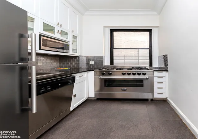 2nd image of 120 E 86th St #3D, New York City, NY 10028 | MLS# RLS20044700
