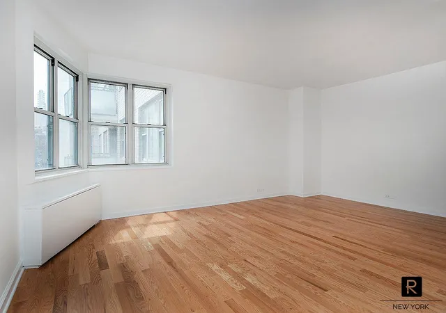 Homes for sale in New York City, NY | 300 E 40Th St #19-L, New York City, NY 10016 | MLS# RLS20044798
