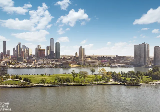House for sale at 25 Sutton Pl S #20J, New York, NY 10022 | MLS# RLS20044807 | Listing updated on 2026-01-10