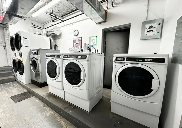 2nd image of 225 Bennett Ave, New York, NY 10040