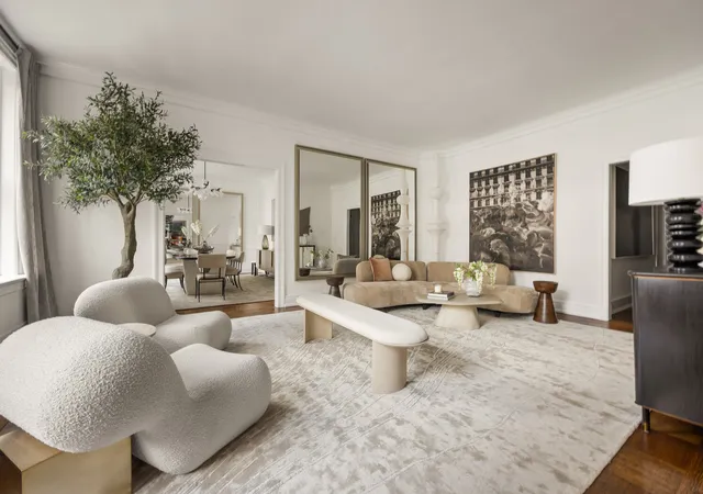 Listing Photo 1 - Condo for sale in building located at 565 Park Ave, New York City, NY 10065 - Unit #4W