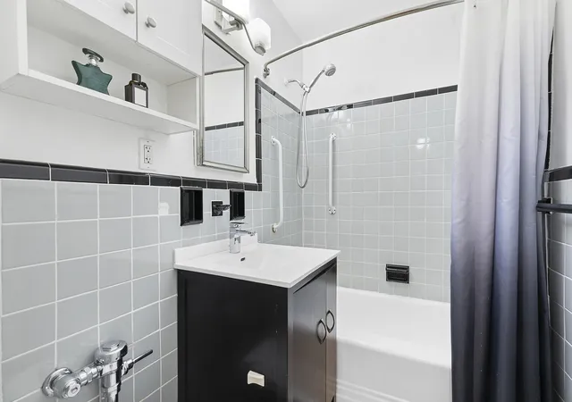 5th image of 211 E 18th St #2W, New York, NY 10003 | MLS# RLS20045264
