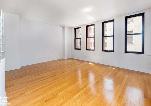 Photo 2 of House for sale at 56 Pine St #10G, New York, NY 10005 | MLS# RLS20045325 | Listing updated on 2026-05-24