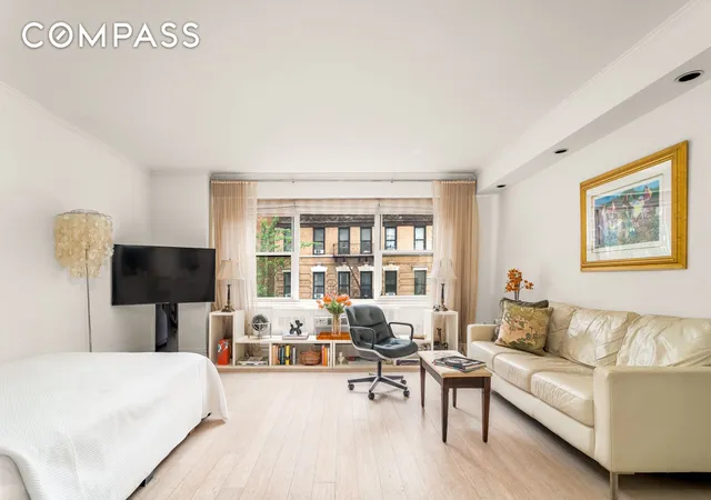 Photo 1 of Sale Pending at 251 E 51st Street #6K, New York, NY 10022 | MLS# RLS20045362 | Listing updated on 2026-01-15