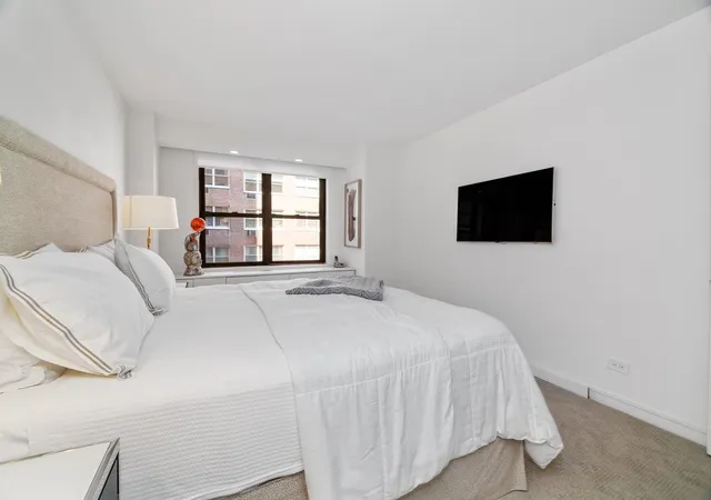 Photo 3 of Sale Pending at 301 E 69Th St #4B, New York City, NY 10021 | MLS# RLS20045463 | Listing updated on 2026-02-02