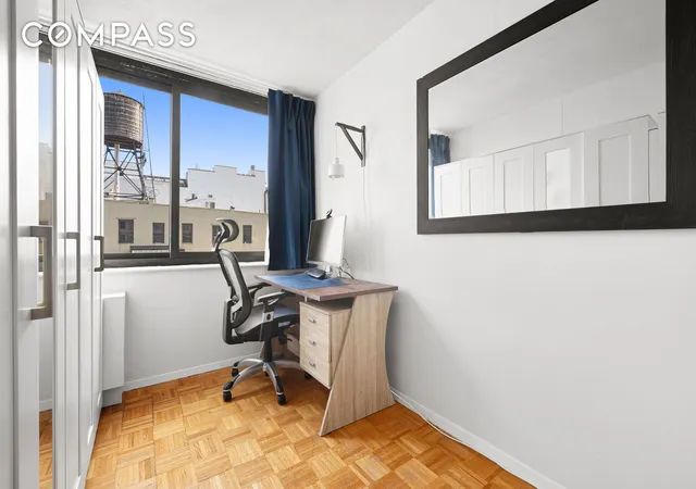 2nd image of 376 Broadway, New York, NY 10013