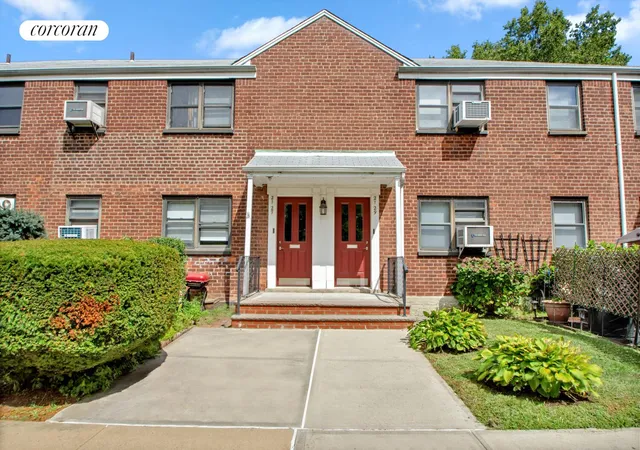 8th image of 21 29 Utopia Pkwy #UPSTAIRS, Whitestone, NY 11357 | MLS# RLS20045512