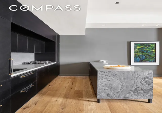 4th image of 20 Pine St #2408, New York City, NY 10005 | MLS# RLS20045642