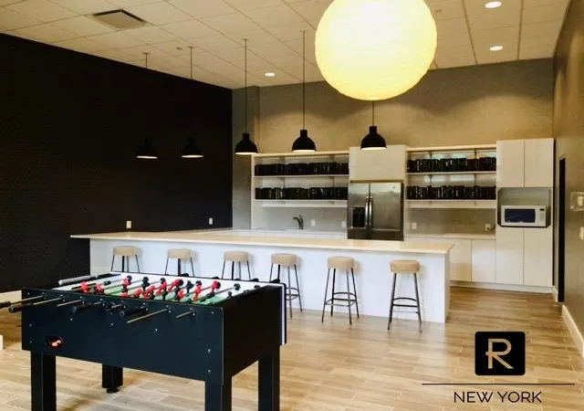 Listing Photo 2 - Condo for sale in The Accolade Condo located at 90 Bay St Lndg, New York, NY 10301 - Unit #4-J