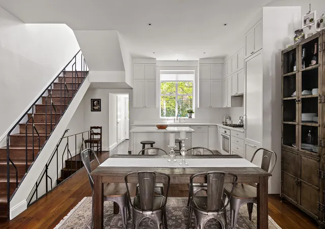 Photo 2 of Single family home for sale at 362 W 19th St, New York, NY 10011 | MLS# RLS20045826 | Listing updated on 2026-01-20
