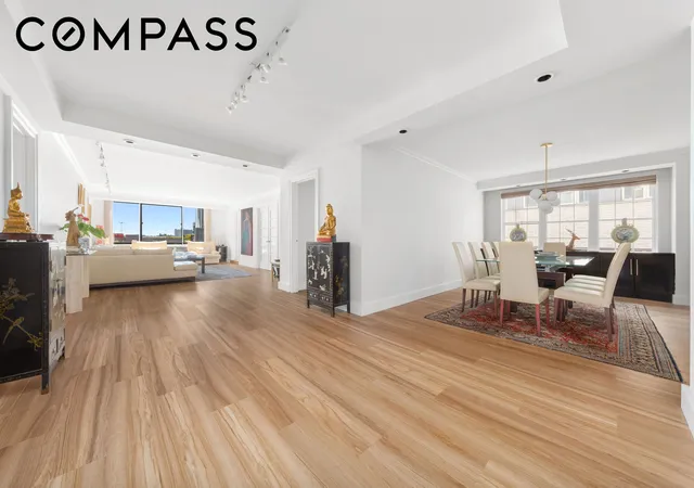 Listing Photo 4 - Condo for sale in building located at 530 E 72Nd St, New York City, NY 10021 - Unit #4F