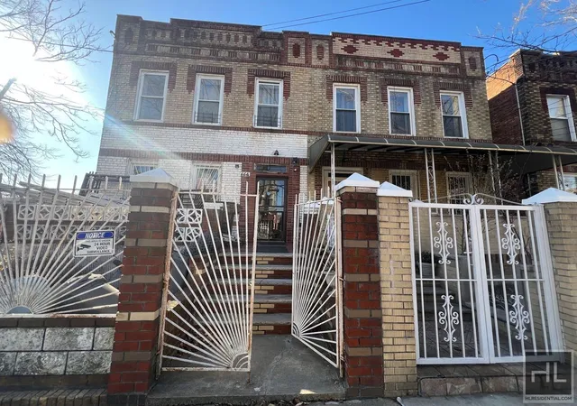 35th image of 664 Osborn St #1, New York City, NY 11212 | MLS# RLS20045934