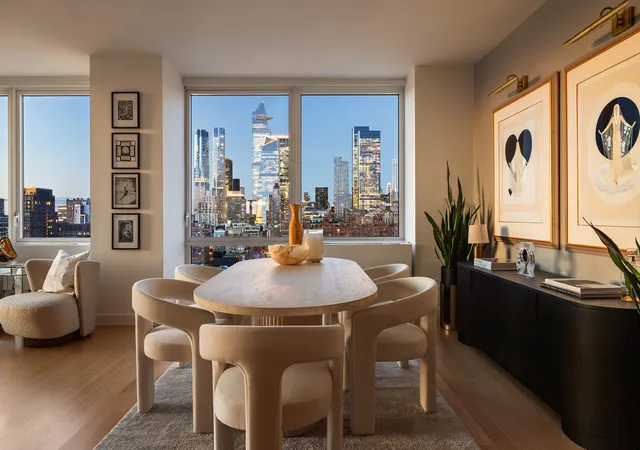 Photo 3 of House for sale at 450 W 17th Street #2208, New York, NY 10011 | MLS# RLS20046113 | Listing updated on 2026-05-05