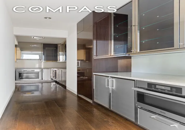 Photo 4 of House for sale at 20 W 53rd Street #22A, New York, NY 10019 | MLS# RLS20046173 | Listing updated on 2026-02-12