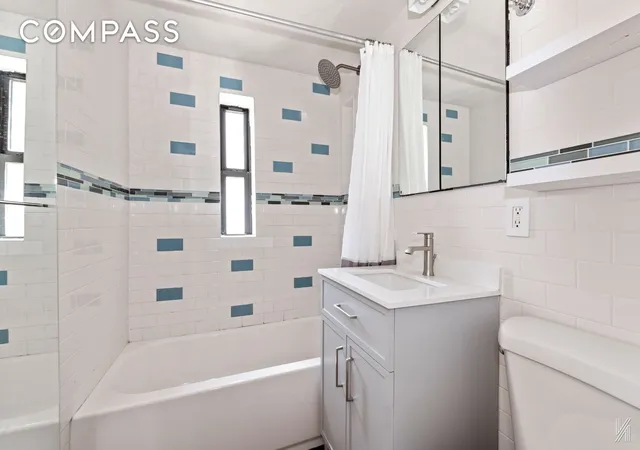 2nd image of 87-10 34Th Ave, Jackson Heights, NY 11372