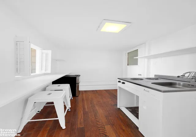 Homes for sale in New York City, NY | 140 W 69Th St #116C, New York City, NY 10023 | MLS# RLS20046646