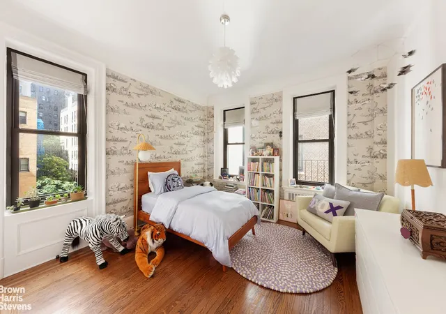 Listing Photo 5 - Condo for sale in building located at 840 Park Ave, New York City, NY 10021 - Unit #5B