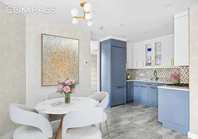 Listing Photo 4 - Condo for sale in building located at 200 E 61St St, New York City, NY 10065 - Unit #19DE