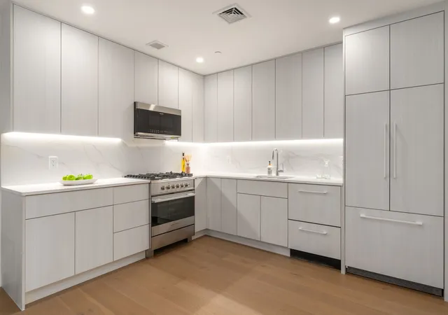 Photo 3 of Condo for sale at 379 Ocean Pkwy #PHB, Brooklyn, NY 11218 | MLS# RLS20047304 | Listing updated on 2026-03-09