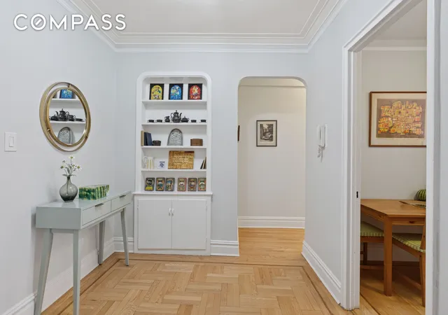 Photo 3 of Condo for sale at 720 Fort Washington Ave #5D, New York, NY 10040 | MLS# RLS20047412 | Listing updated on 2025-12-26