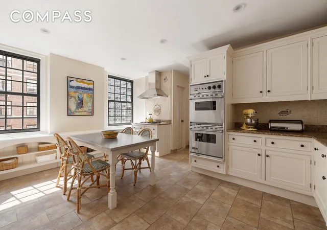 Photo 4 of House for sale at 129 E 69th Street #8/9A, New York, NY 10021 | MLS# RLS20047593 | Listing updated on 2025-12-17