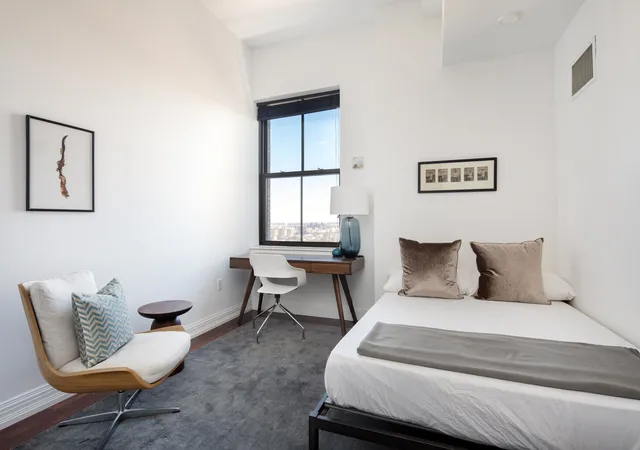 Photo 4 of Sale Pending at 1 Hanson Pl #23B, Brooklyn, NY 11217 | MLS# RLS20047645 | Listing updated on 2025-11-21