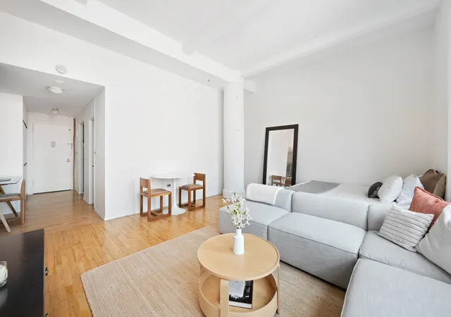 Photo 2 of Sale Pending at 250 Mercer St #B-1104, New York, NY 10012 | MLS# RLS20047874 | Listing updated on 2026-01-01