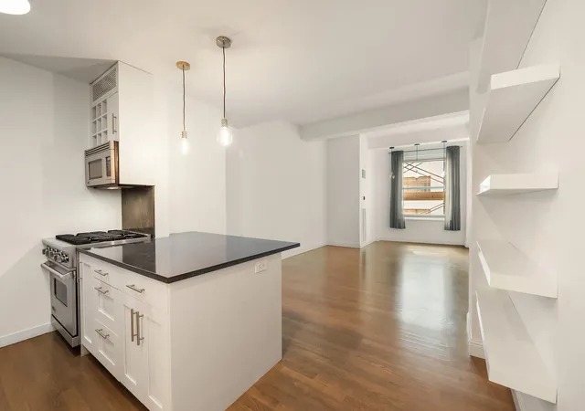3rd image of 88 Greenwich St #721, New York City, NY 10006 | MLS# RLS20048077