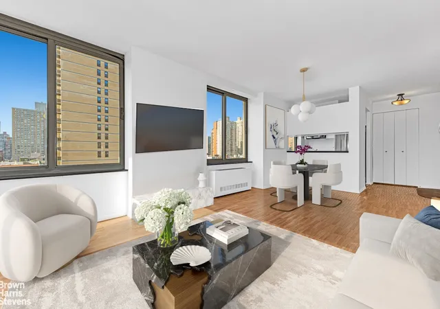 Photo 2 of Sale Pending at 300 E 85Th St #1001, New York City, NY 10028 | MLS# RLS20048091 | Listing updated on 2026-07-30