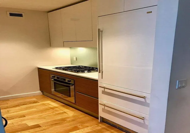 Photo 3 of House for sale at 555 W 59Th St #9H, New York, NY 10019 | MLS# RLS20048196 | Listing updated on 2026-07-20