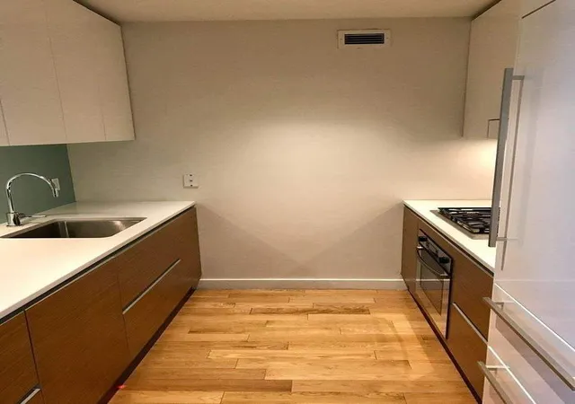 Photo 4 of House for sale at 555 W 59Th St #9H, New York, NY 10019 | MLS# RLS20048196 | Listing updated on 2026-07-20