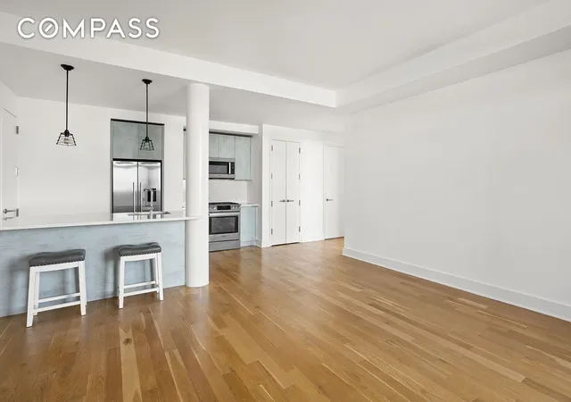 Listing Photo 4 - Condo for sale in building located at 21-10 44Th Dr, New York, NY 11101 - Unit #PHA
