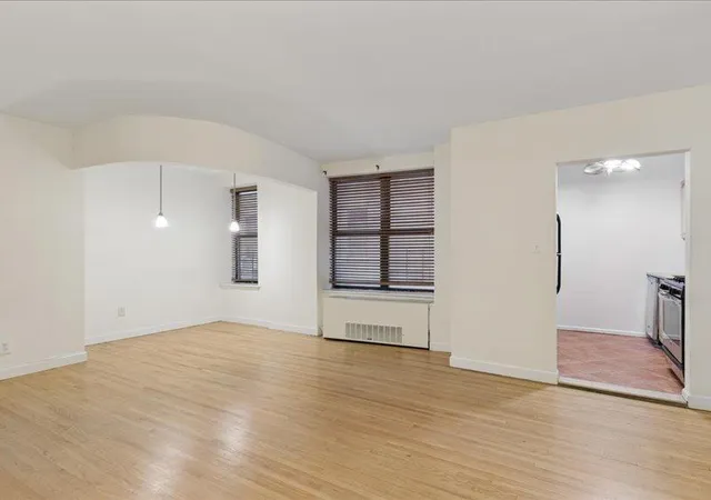 4th image of 581 Academy St #2-F, New York, NY 10034 | MLS# RLS20048398