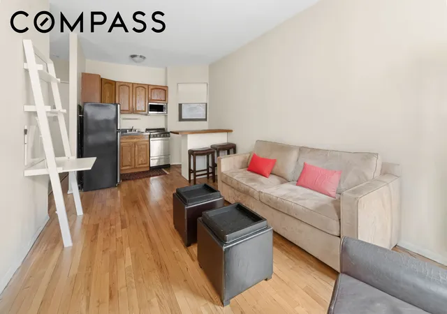 Homes for sale in New York City, NY | 160 E 91st Street, New York City, NY 10128 | Houzeo