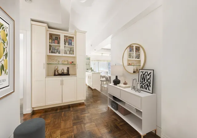 Photo 4 of House for sale at 20 E 35th Street #2E, New York, NY 10016 | MLS# RLS20048575 | Listing updated on 2026-02-17