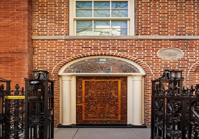 Photo 1 of Single family home for sale at 6 Sutton Sq, New York, NY 10022 | MLS# RLS20048790 | Listing updated on 2026-06-21
