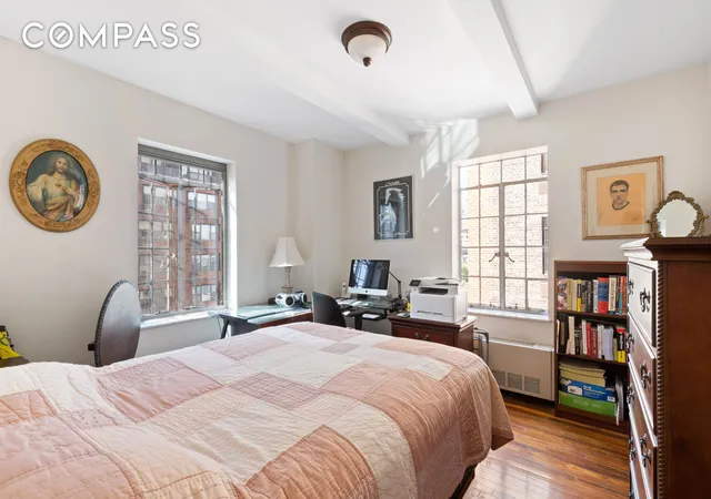Photo 4 of Sale Pending at 5 Tudor City Pl #1111, New York, NY 10017 | MLS# RLS20048844 | Listing updated on 2026-07-30